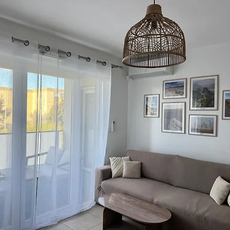 Appartement Charmant appartement Fréjus