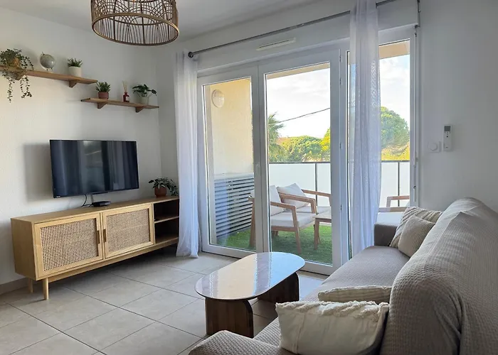 Charmant Appartement Frejus Daire *